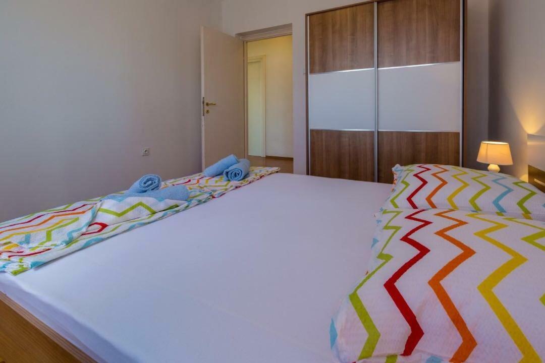 Apartment Dvorska ツリクヴェニツァ エクステリア 写真